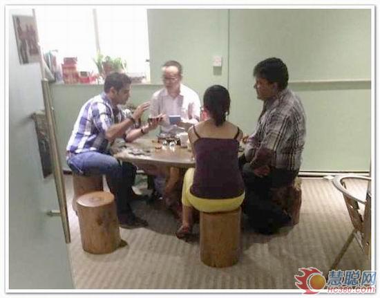 海內(nèi)存知己，天涯若比鄰 