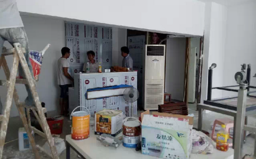 友情低碳環(huán)保漆施工現(xiàn)場【油漆品牌代理招商加盟】