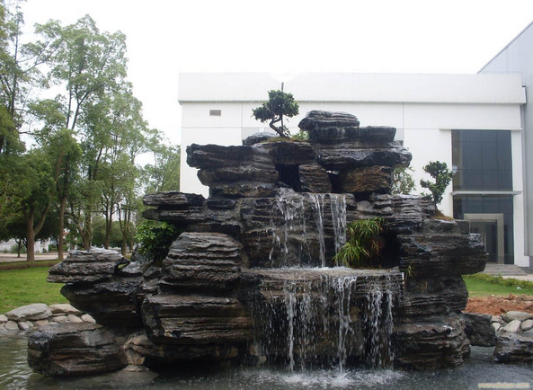 對山體進行裝飾，真石漆做得到