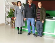 誠心待人品質(zhì)示人 友情漆用真誠贏得合作